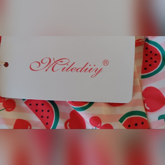 2 pice watermelon baby outfit with belt - Picture 4 of 6